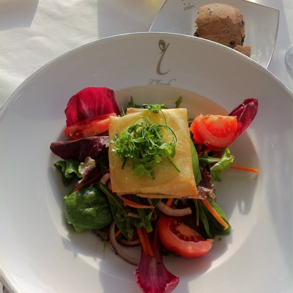 L'Escale - Goat cheese salad - French Near Me - Saint-Tropez, 83 L'Escale - Goat cheese salad - French Near Me - Saint-Tropez, 83
