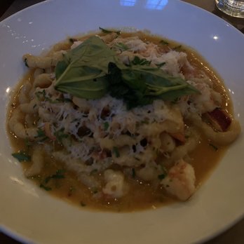 The Beehive - Lobster and Shrimp Pasta - American Near Me - Boston, Massachusetts The Beehive - Lobster and Shrimp Pasta - American Near Me - Boston, Massachusetts