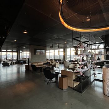 12 Stories - Lounges Near Me - Washington, DC, District of Columbia