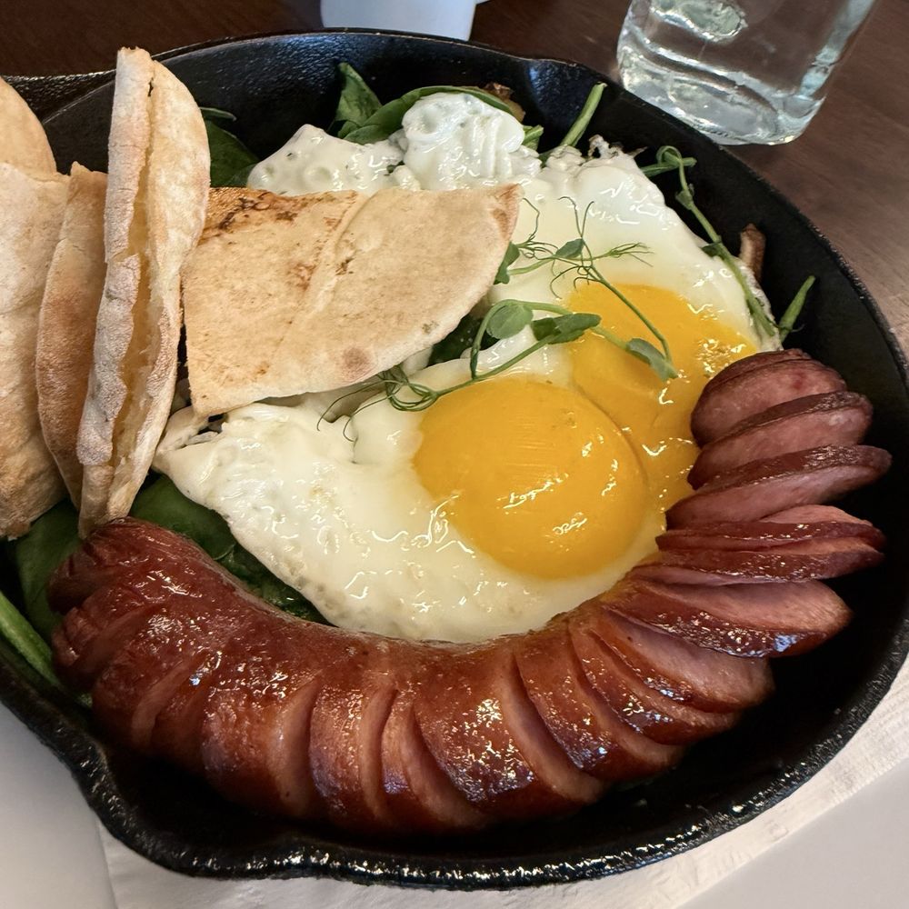 The Common - Park Slope - Sausage skillet - Breakfast & Brunch Near Me - Brooklyn, New York The Common - Park Slope - Sausage skillet - Breakfast & Brunch Near Me - Brooklyn, New York