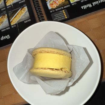 Soho Sushi - Macaron ice cream (mango) - Japanese Near Me - Rancho Cordova, California Soho Sushi - Macaron ice cream (mango) - Japanese Near Me - Rancho Cordova, California