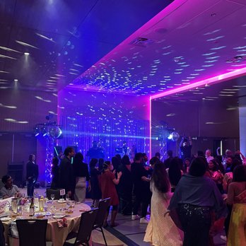 Bollywood Dreams Entertainment - DJs Near Me - Portland, Oregon