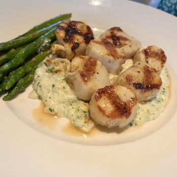Seasons 52 - Caramelized Grilled Sea Scallops - Seafood Near Me - Buford, Georgia