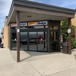YQG | Windsor International Airport