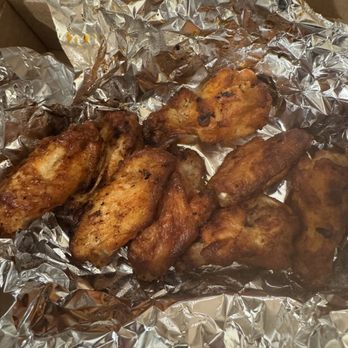 Beach Pizza - 8 pc "spicy" wings - Pizza Near Me - Grover Beach, California Beach Pizza - 8 pc "spicy" wings - Pizza Near Me - Grover Beach, California