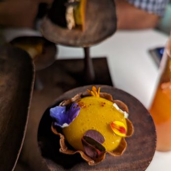 Indienne - Passion fruit pani puri - Indian Near Me - Chicago, Illinois