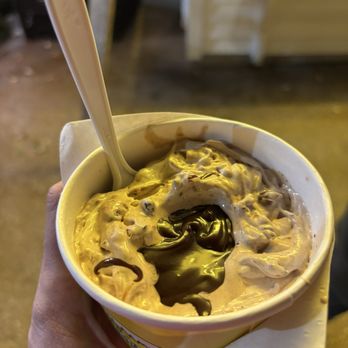 Ted Drewes Frozen Custard - The Planetarium add pecans - Ice Cream & Frozen Yogurt Near Me - Saint Louis, Missouri
