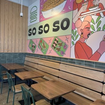 Shake Shack - El Paseo - Wall art - Burgers Near Me - Palm Desert, California Shake Shack - El Paseo - Wall art - Burgers Near Me - Palm Desert, California