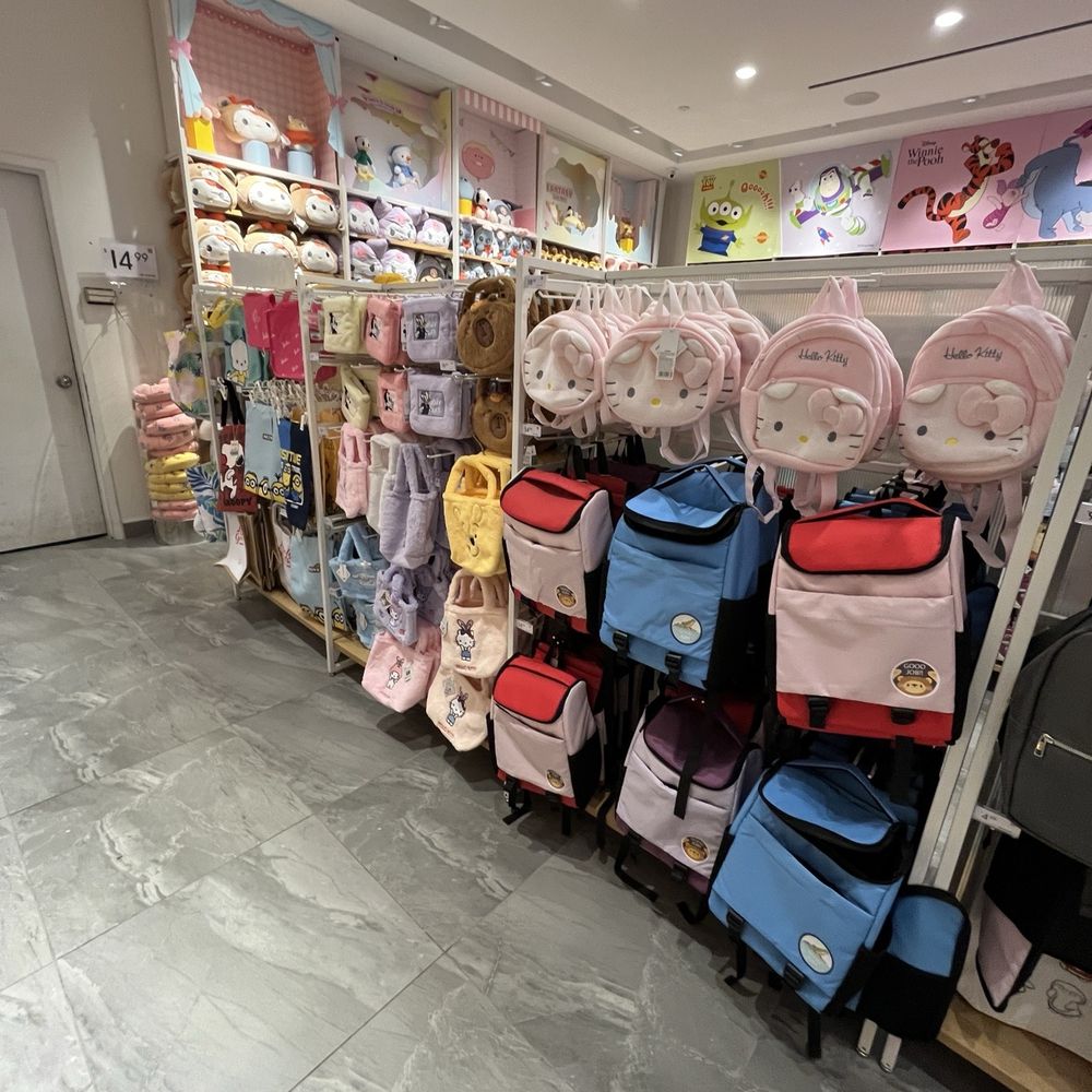 Miniso - Discount Store Near Me - Richmond Hill, Ontario