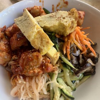 O'Kims - Spicy chicken bi bim bap - Korean Near Me - Honolulu, Hawaii O'Kims - Spicy chicken bi bim bap - Korean Near Me - Honolulu, Hawaii