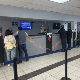 Long line and only two customer service agents