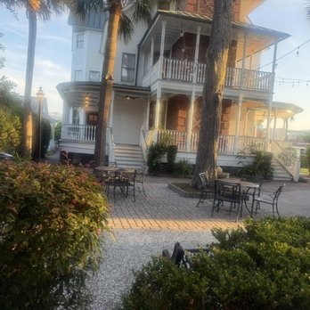 The Beaufort Inn - Bed & Breakfast Near Me - Beaufort, South Carolina The Beaufort Inn - Bed & Breakfast Near Me - Beaufort, South Carolina