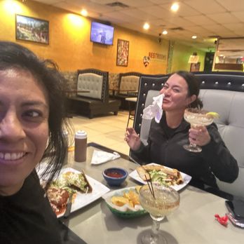 El Mojito Mexican Restaurant - Us! - Mexican Near Me - Nashville, Tennessee
