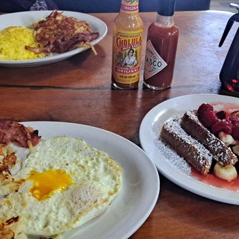 Hop in Cafe - Cafes Near Me - Roswell, New Mexico Hop in Cafe - Cafes Near Me - Roswell, New Mexico
