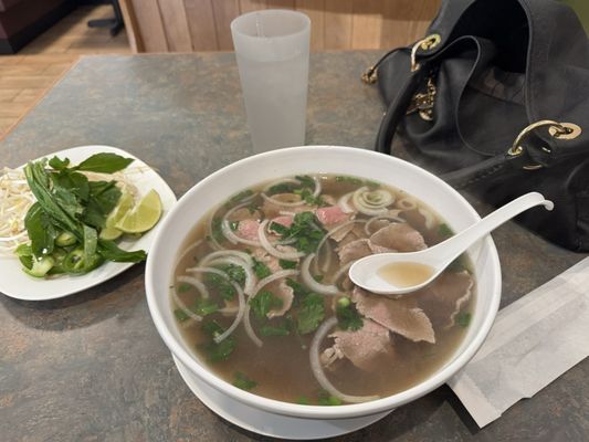 Pho 24 by null