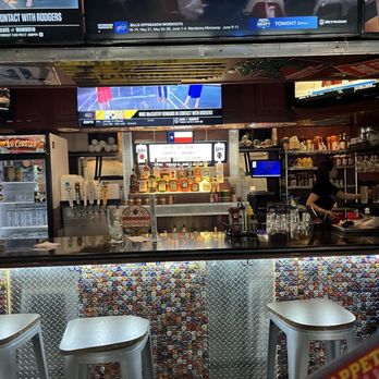 Wallbangers Burger Bar - Burgers Near Me - McAllen, Texas