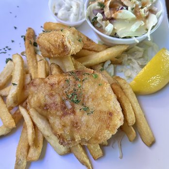 The Rusty Porthole - Fish n chips (coleslaw was crispy and delicious!) - American Near Me - Bethel Island, California The Rusty Porthole - Fish n chips (coleslaw was crispy and delicious!) - American Near Me - Bethel Island, California
