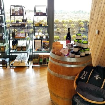 Sokol Blosser Winery - Little shop area in entry. - Wineries Near Me - Dayton, Oregon Sokol Blosser Winery - Little shop area in entry. - Wineries Near Me - Dayton, Oregon