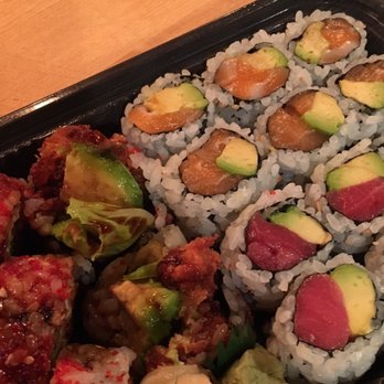 Kyo Sushi - One Bite~~~[Left: Spider Roll, Salmon-Avocado Roll & Tuna-Avocado] - Japanese Near Me - Hartsdale, New York