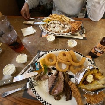 Black Bear Diner Menifee - Tri-tip Chicken Strips (710-900 cals.) Bottomless Iced Tea (0 cals.)  BIGFOOT Chicken Fried Steak & Eggs* (2520-2580 cals.) - Diners Near Me - Menifee, California