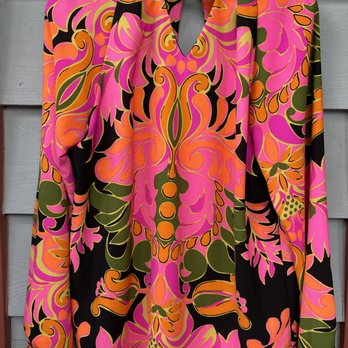 Country Woman - Designer couture - Used, Vintage & Consignment Near Me - Jackson, Wyoming Country Woman - Designer couture - Used, Vintage & Consignment Near Me - Jackson, Wyoming