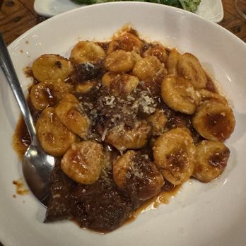 il vecchio - Gnocchi Osso Buco Pasta (Dinner) - Italian Near Me - Pacific Grove, California il vecchio - Gnocchi Osso Buco Pasta (Dinner) - Italian Near Me - Pacific Grove, California