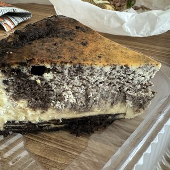 Shapiro's Delicatessen - Oreo cheesecake-better than any I've had before - Delis Near Me - Indianapolis, Indiana
