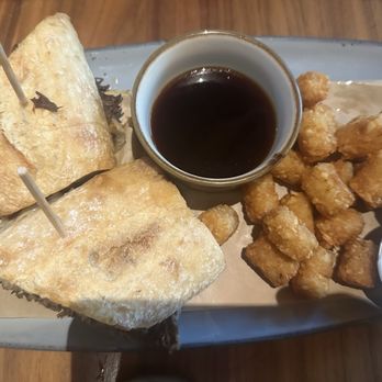Lazy Dog Restaurant & Bar - Pot roast sandwich with tots - New American Near Me - Highland Ranch, Colorado Lazy Dog Restaurant & Bar - Pot roast sandwich with tots - New American Near Me - Highland Ranch, Colorado