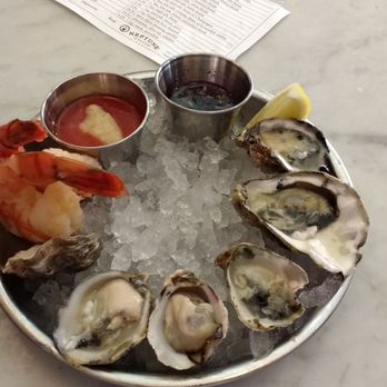Neptune Oyster - Kumamoto was sweet while kusshi had a hont of cucumber. Shrimp was big and fresh - Seafood Near Me - Boston, Massachusetts