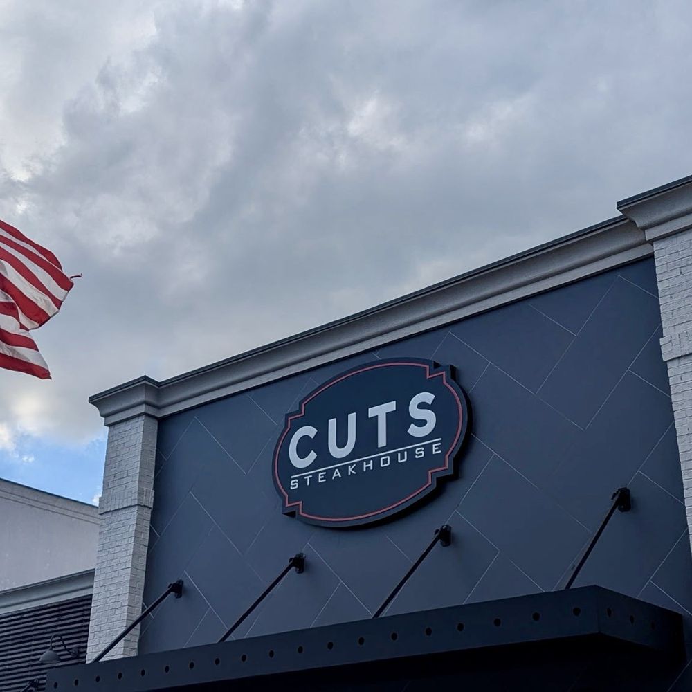 Cuts Steakhouse - Steakhouses Near Me - Suwanee, Georgia
