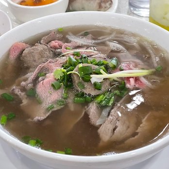 Pho Que Huong - Vietnamese Near Me - Honolulu, Hawaii