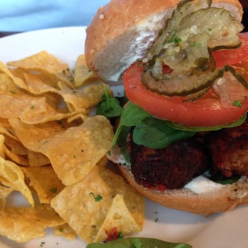 Off The Griddle - Meatloaf Sandwich with chips - Vegan Near Me - Portland, Oregon Off The Griddle - Meatloaf Sandwich with chips - Vegan Near Me - Portland, Oregon