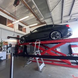 Excellent service! Got a four-wheel alignment done and everything came out perfect. Highly recommended!