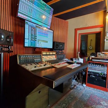 Minnehaha Recording Company - Recording & Rehearsal Studios Near Me - Minneapolis, Minnesota Minnehaha Recording Company - Recording & Rehearsal Studios Near Me - Minneapolis, Minnesota