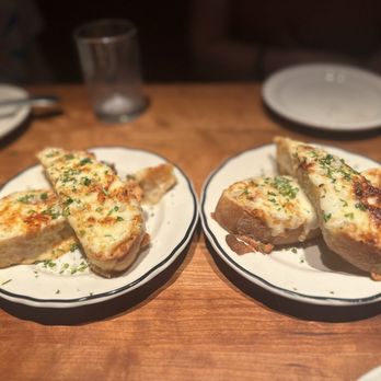 Houston's Restaurant - Cheese toast. - New American Near Me - Atlanta, Georgia Houston's Restaurant - Cheese toast. - New American Near Me - Atlanta, Georgia