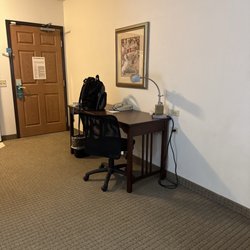Staybridge Suites Rockford - Office area