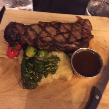 Circos - Burgers Near Me - Montreal, Quebec