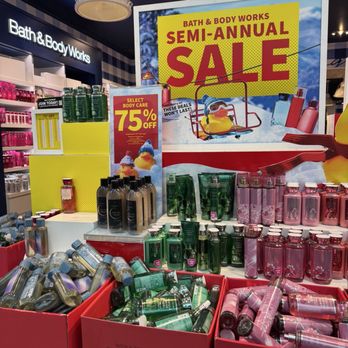 Bath & Body Works - Semi Annual Sale with 75% off on a lot of Bath & Body Works store items. - Cosmetics & Beauty Supply Near Me - Northridge, California Bath & Body Works - Semi Annual Sale with 75% off on a lot of Bath & Body Works store items. - Cosmetics & Beauty Supply Near Me - Northridge, California