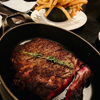 Jacobs & Co. Steakhouse - Steak and fries - Steakhouses Near Me - Toronto, Ontario