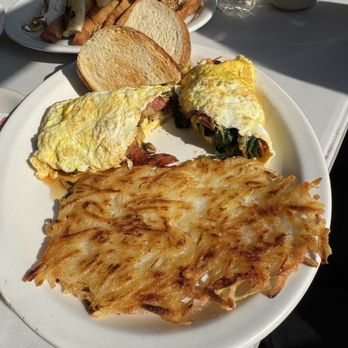 Art's Cafe - Diners Near Me - San Francisco, California