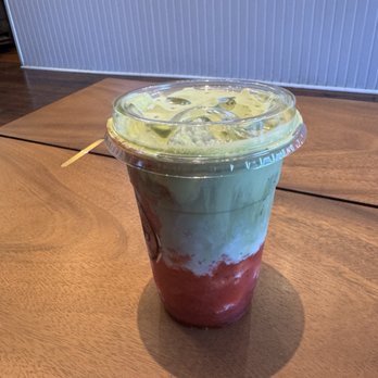 Phalcha - Strawberry Matcha - Coffee & Tea Near Me - Louisville, Kentucky Phalcha - Strawberry Matcha - Coffee & Tea Near Me - Louisville, Kentucky