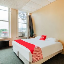 OYO Hotel Bradford Main St PA