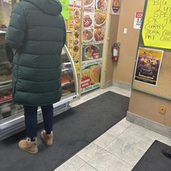 Pattie World Bakery - Inside this small spot