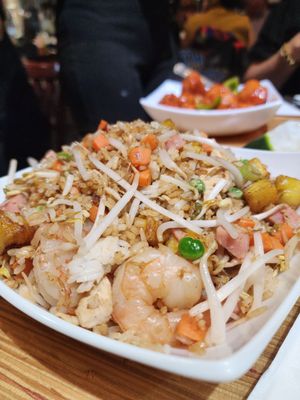 Qianlong Chinese Cuisine Restaurant by null