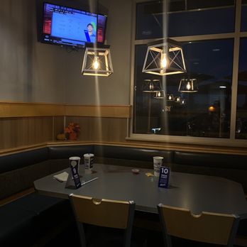 Culver's - Great big booths - Burgers Near Me - Flagstaff, Arizona