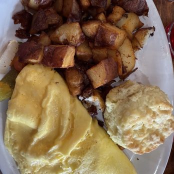 Thunderbird Cafe - Farmers Market Omelet, Fried Potatoes, & Biscuit - Breakfast & Brunch Near Me - McGaheysville, Virginia