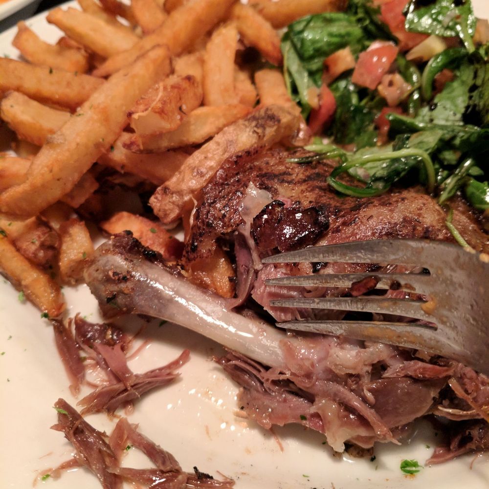 Bistro St-Malo - It just flakes right off the bone!! Look how clean that is!! - Bistros Near Me - Quebec City, Quebec Bistro St-Malo - It just flakes right off the bone!! Look how clean that is!! - Bistros Near Me - Quebec City, Quebec