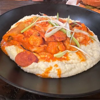Craft Kitchen and Bar - Shrimp and Grits of differing temperatures - Cocktail Bars Near Me - Danbury, Connecticut Craft Kitchen and Bar - Shrimp and Grits of differing temperatures - Cocktail Bars Near Me - Danbury, Connecticut