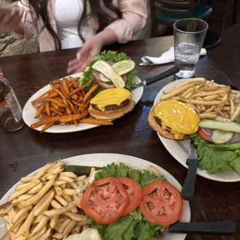 Diamondback Grill - Grilled chicken sandwich with Swiss & two veggie burgers with American cheese - Wine Bars Near Me - Sonora, California