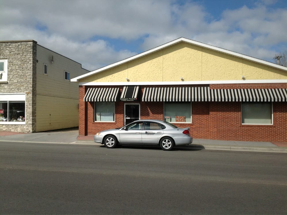 Giuseppes Pizzeria Restaurant 26 Reviews Pizza 6562 Main St